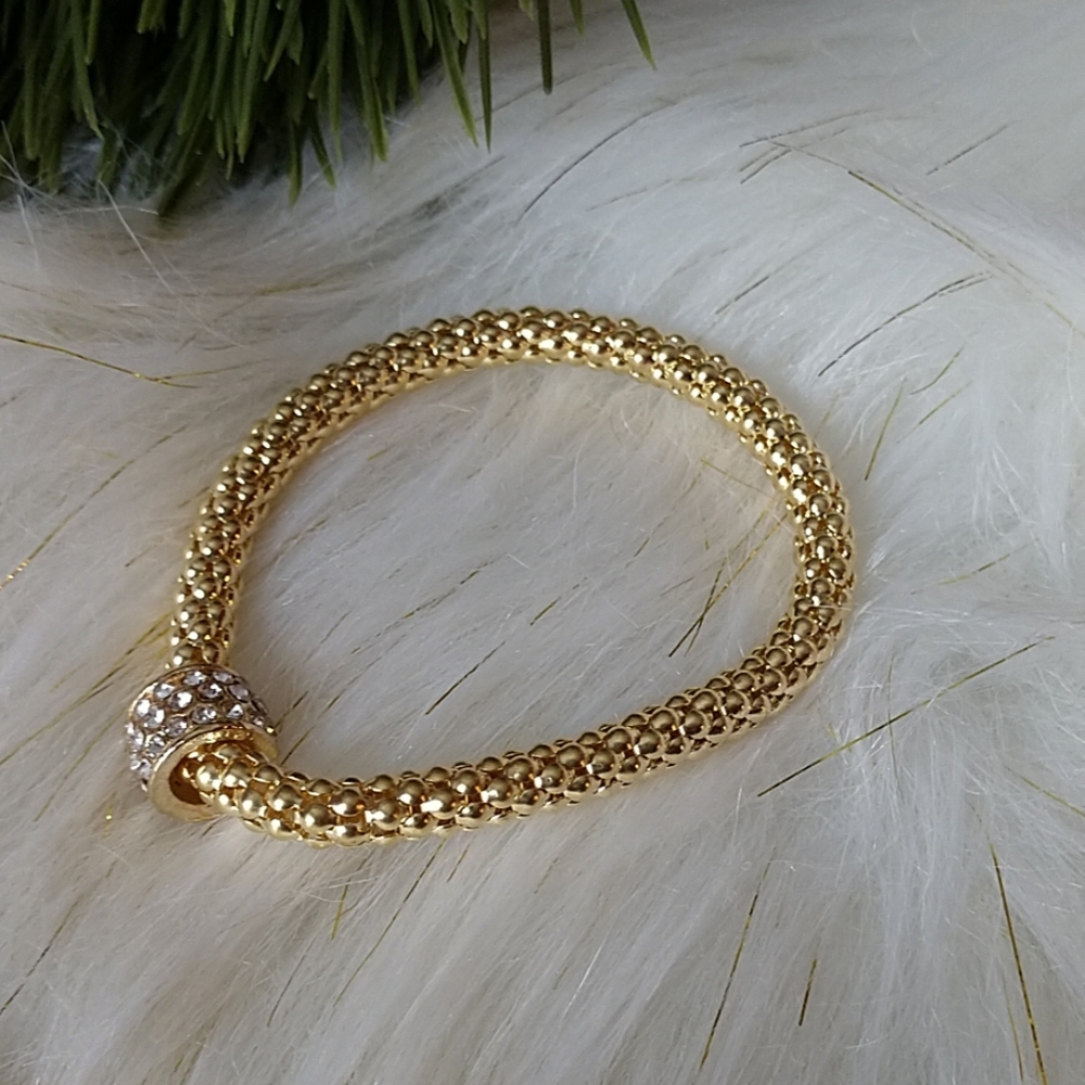 Gold tone bracelet - Picture 2 of 7